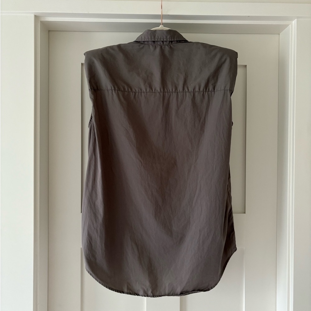 Babaton Sleeveless Button-Up Blouse Minimalist Taupe/Gray Collared Shirt Size SM - Picture 4 of 5